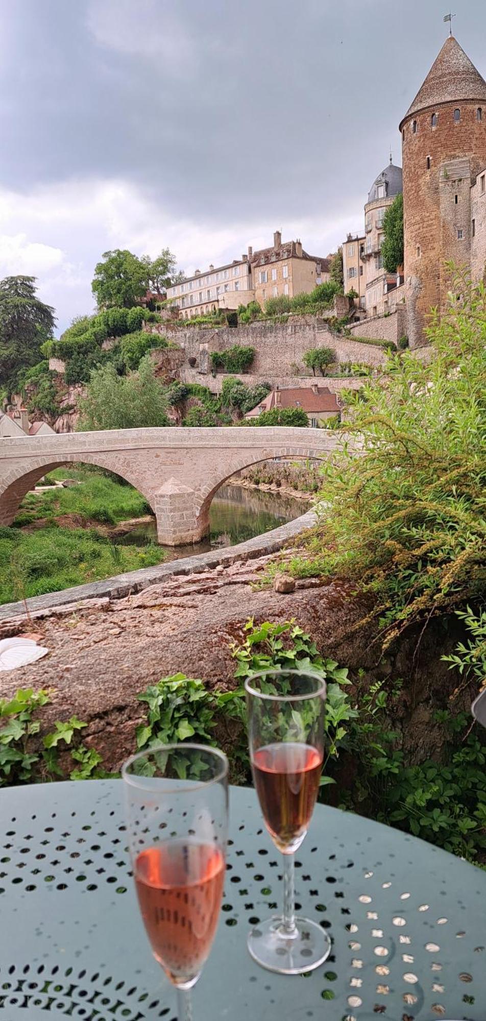 Etape Du Pont Pinard Vila Semur-en-Auxois Exterior foto