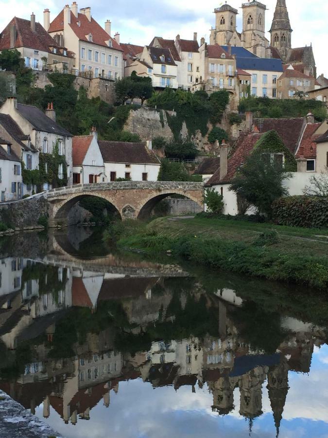 Etape Du Pont Pinard Vila Semur-en-Auxois Exterior foto